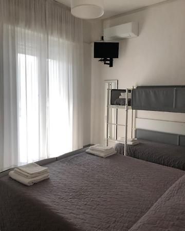 Hotel Oria Rimini Esterno foto