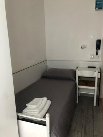 Hotel Oria Rimini Esterno foto
